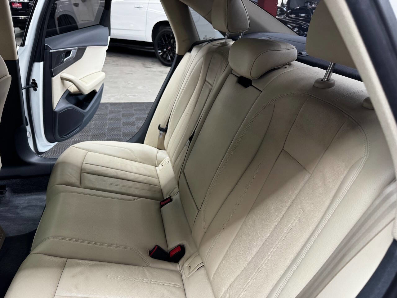 Used 2019 Audi A4 2.0T Premium image 42