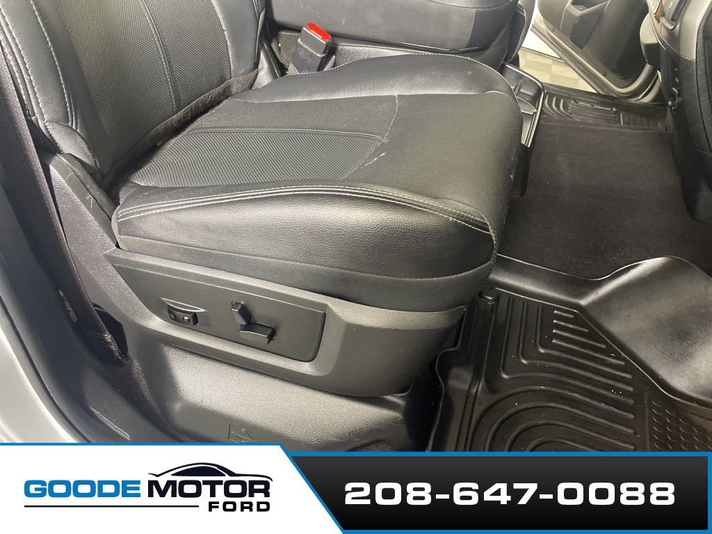 Used 2018 RAM 3500 Laramie w/ Cold Weather Group AWD/4WD image 23