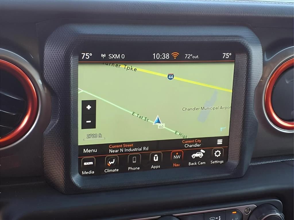 Used 2021 Jeep Wrangler Unlimited Sahara w/ Uconnect 4C Nav & Sound Group image 4