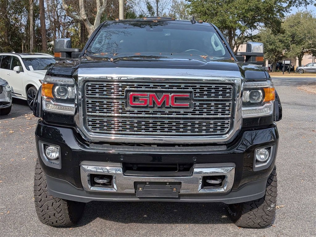 Used 2019 GMC Sierra 2500 Denali w/ Suspension Package, Off-Road image 9