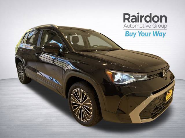 Used 2025 Volkswagen Taos SE FWD image 7
