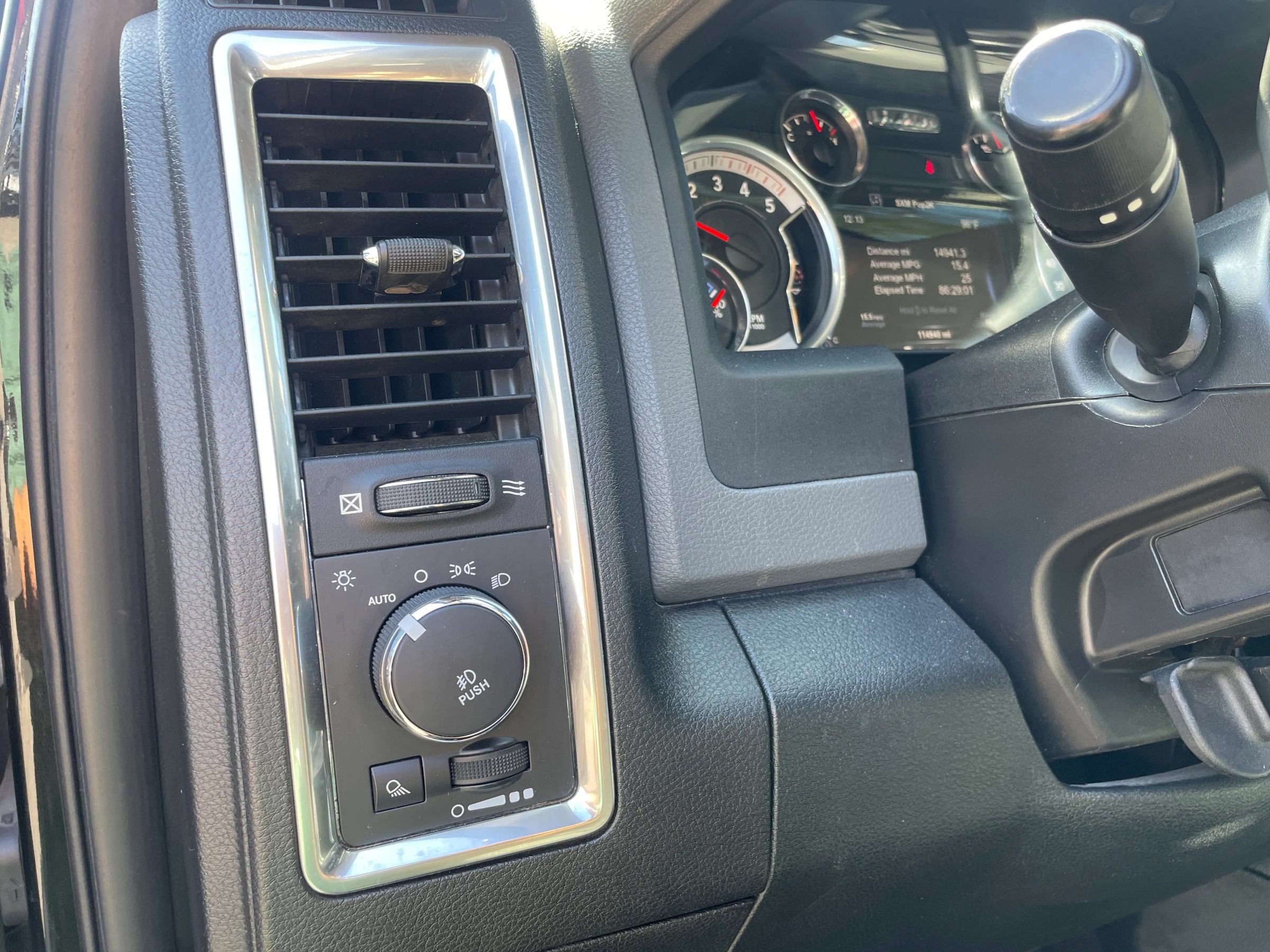 Used 2015 RAM 2500 Big Horn AWD/4WD image 12