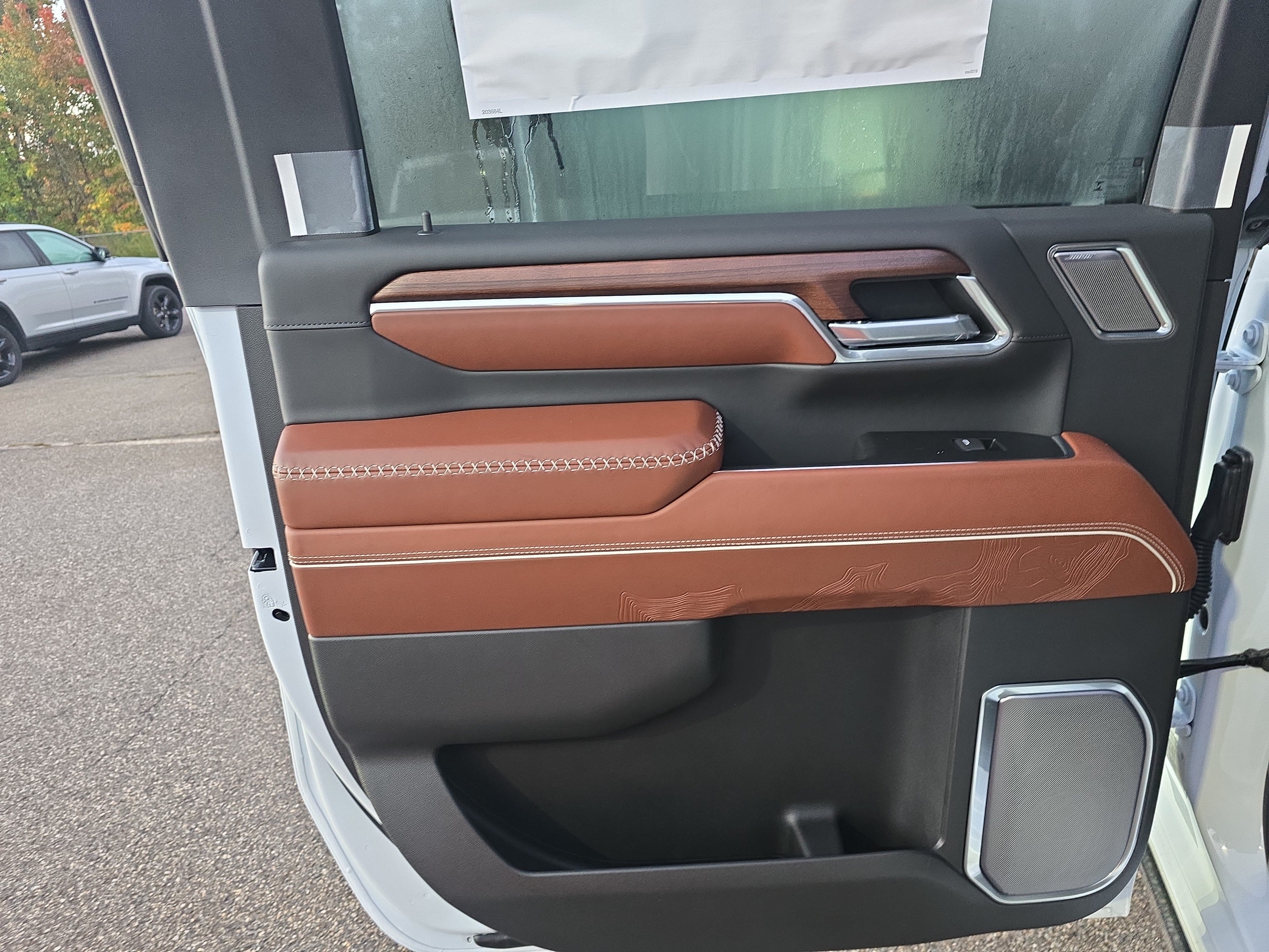 New 2026 GMC Sierra 3500 Denali Ultimate AWD/4WD image 17
