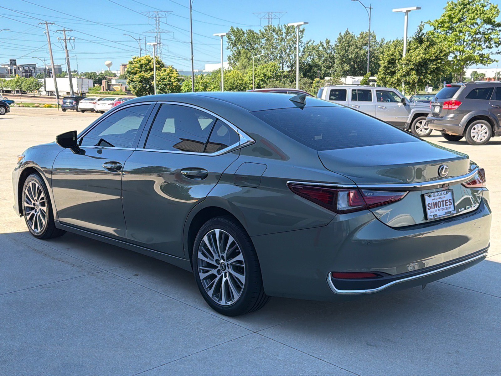 Used 2021 Lexus ES 250 w/ Premium Package AWD/4WD image 6