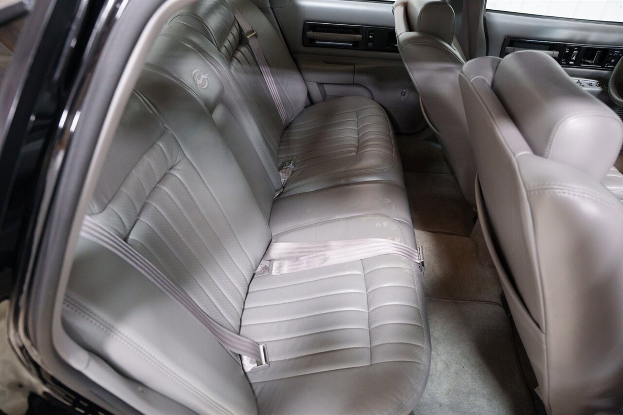 Used 1996 Chevrolet Impala SS RWD image 32