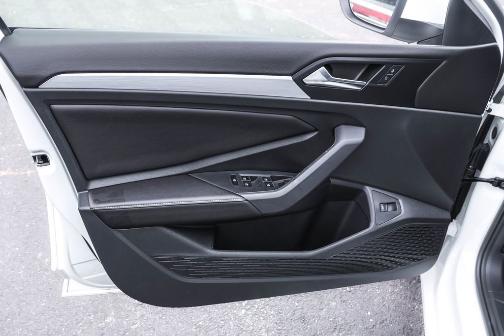 New 2025 Volkswagen Jetta S image 31