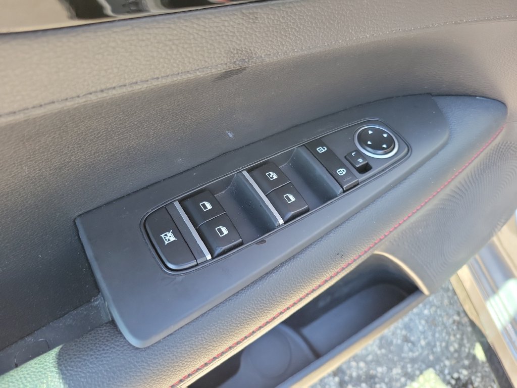 Certified 2024 Kia Forte GT FWD image 17