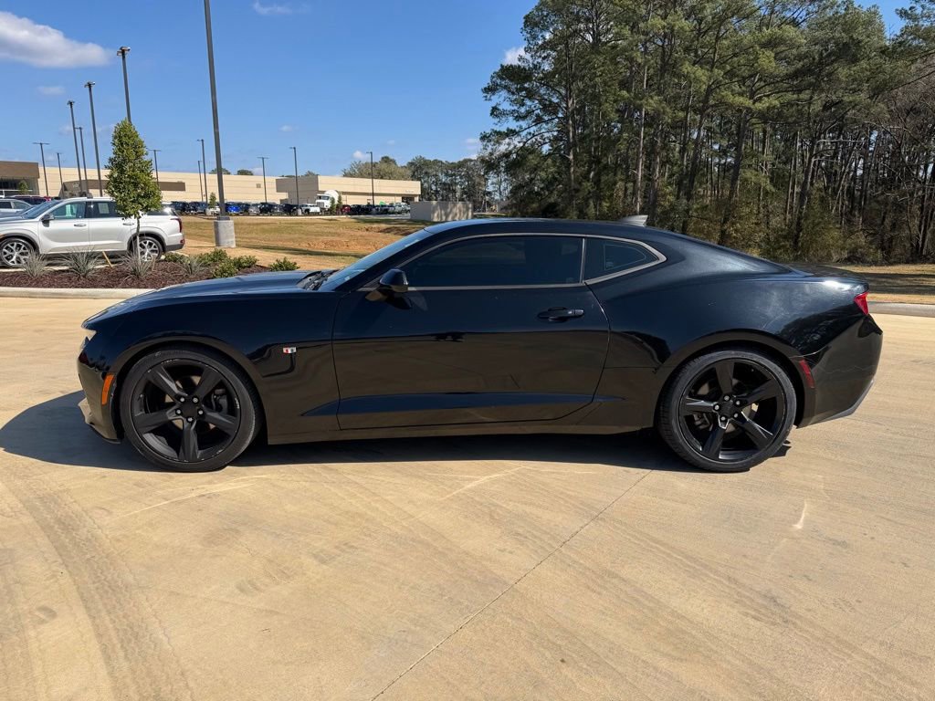 Used 2017 Chevrolet Camaro LT image 2