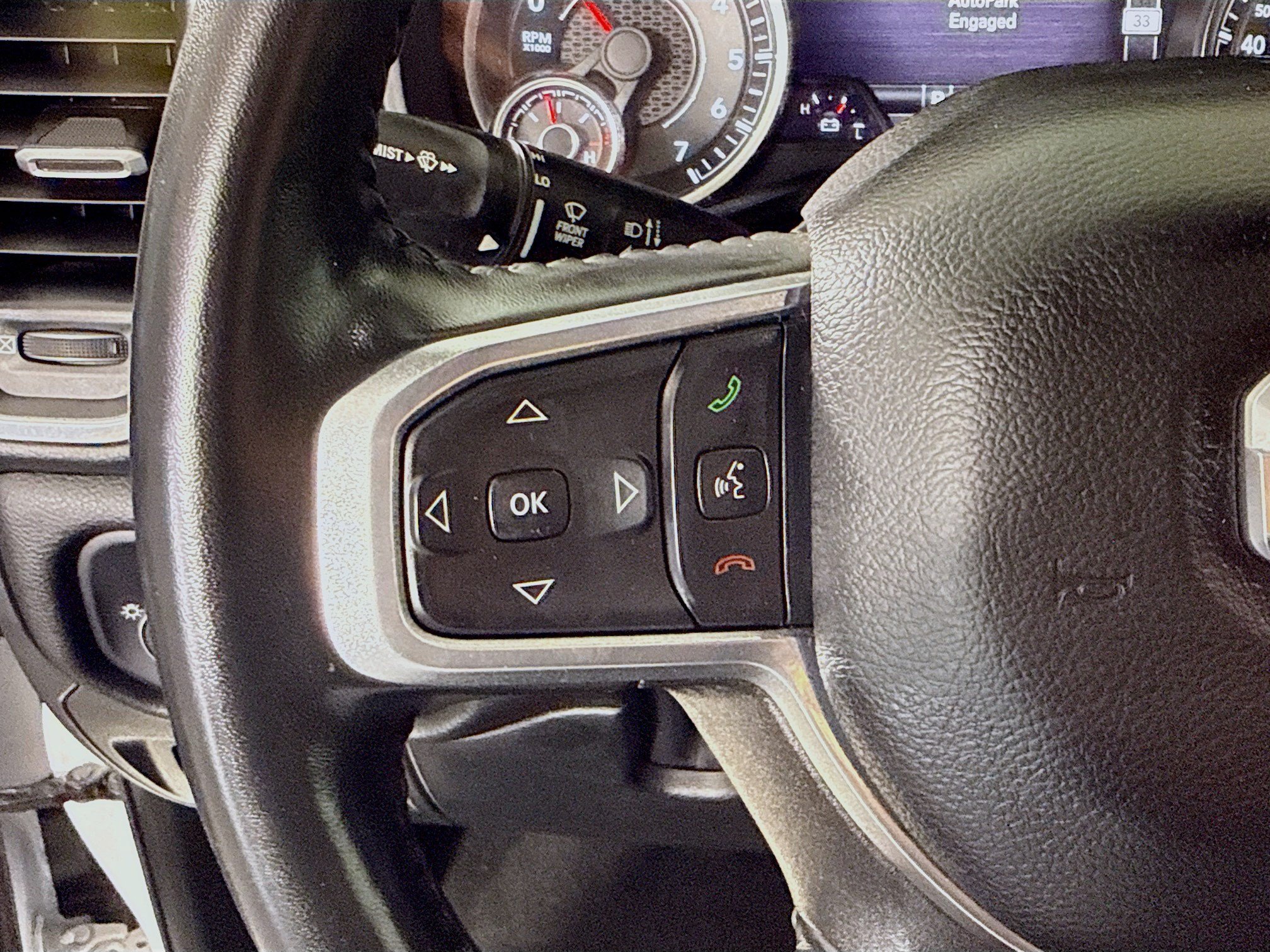 Used 2023 RAM 1500 Laramie AWD/4WD image 14