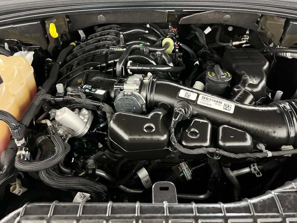 Used 2023 Jeep Grand Cherokee Limited w/ Luxury Tech Group II image 37