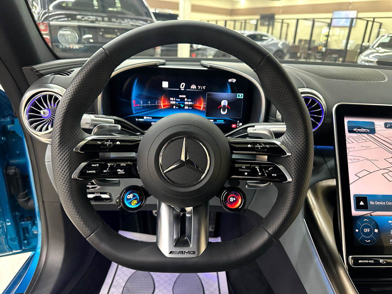 Used 2024 Mercedes-Benz SL 43 AMG image 25