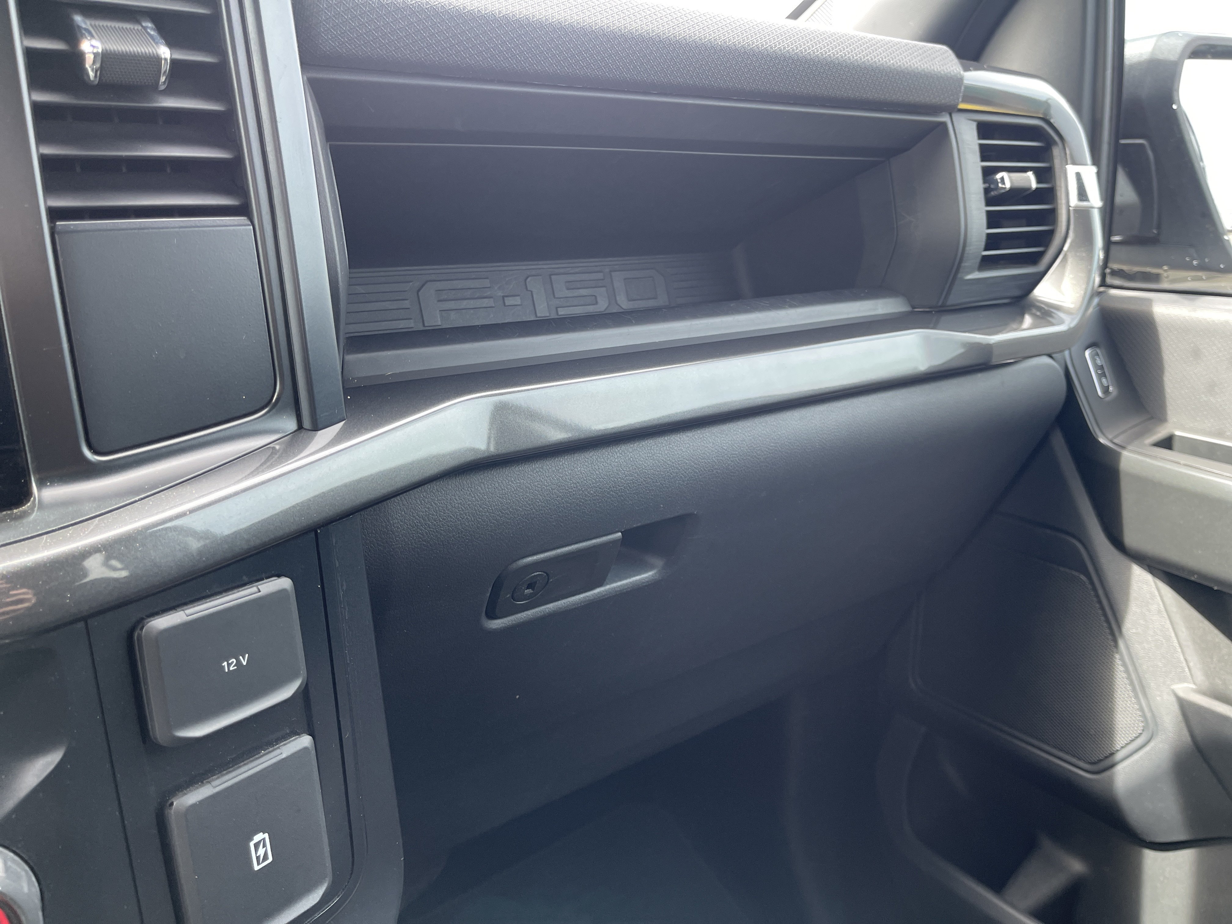 Used 2024 Ford F150 STX RWD image 28
