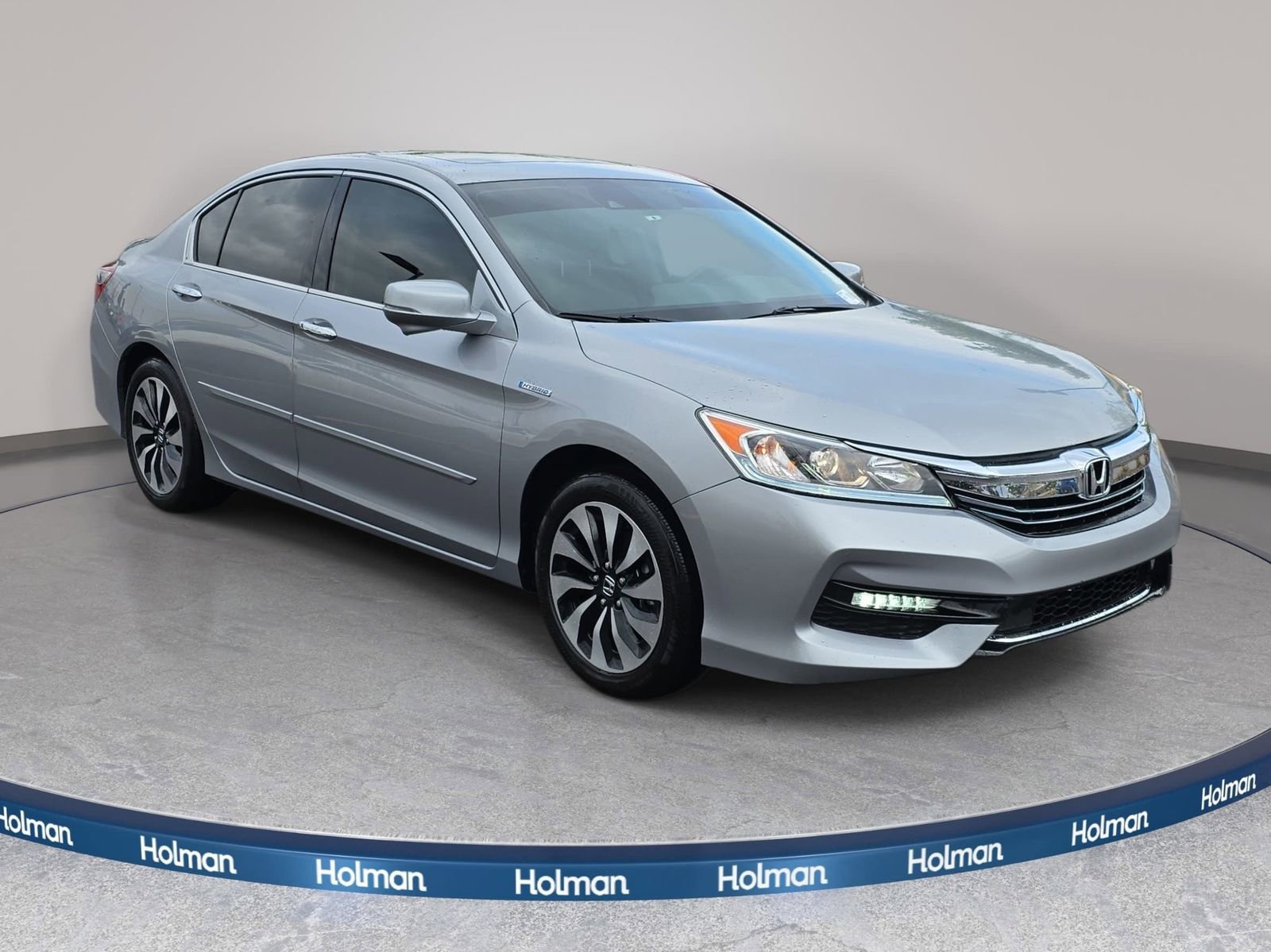 Certified 2017 Honda Accord EX-L image 4