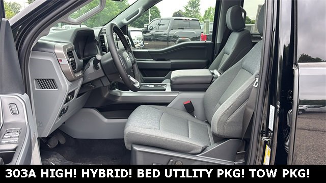 New 2025 Ford F150 XLT w/ Equipment Group 303A High image 24