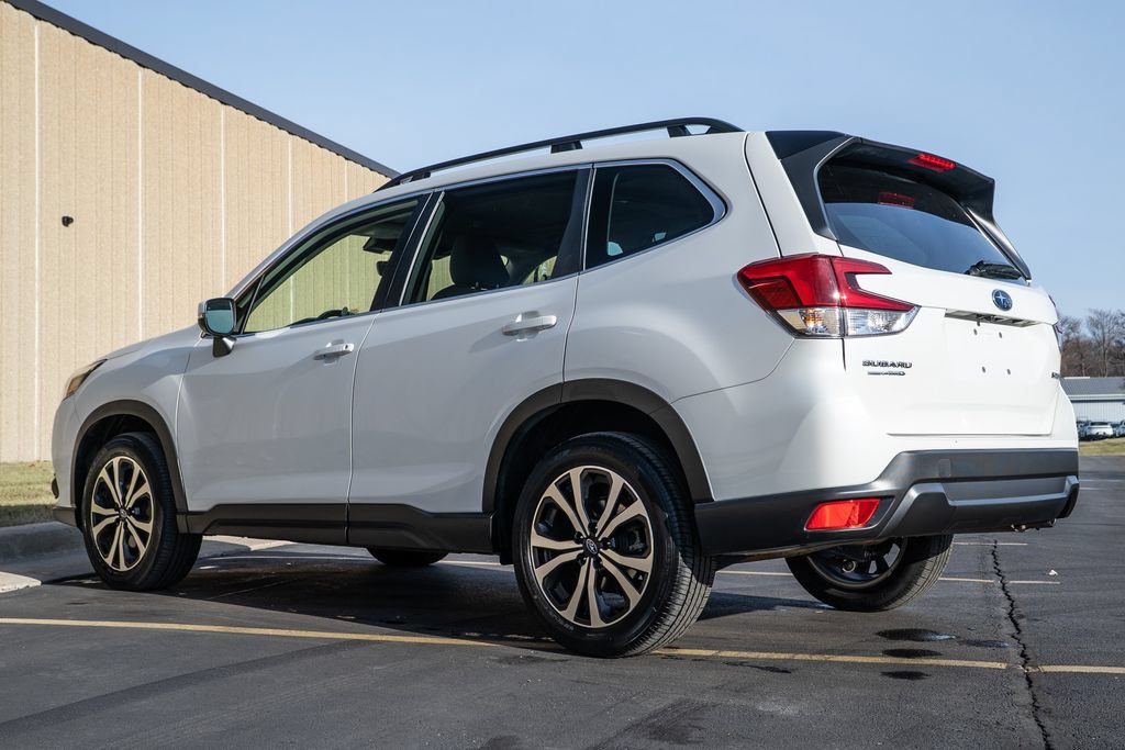 Used 2024 Subaru Forester Limited AWD/4WD image 5