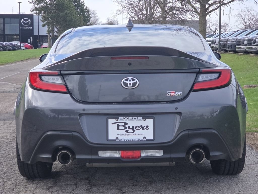 Used 2023 Toyota GR86 Premium w/ ALL Weather Mat Package (TMS) RWD image 14