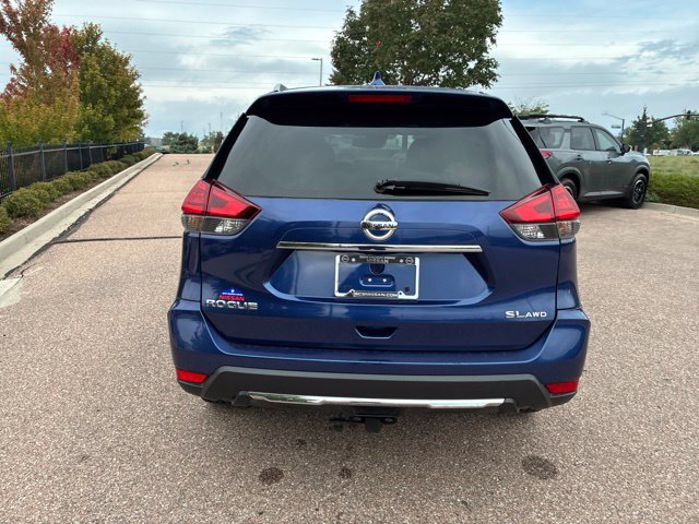 Used 2017 Nissan Rogue SL w/ SL Premium Package AWD/4WD image 6