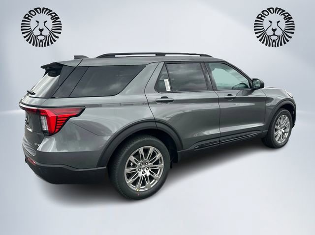 New 2026 Ford Explorer Active w/ Active Comfort Package image 5