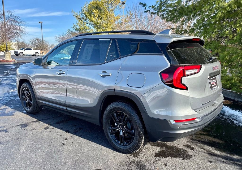 Used 2023 GMC Terrain AT4 w/ Tech Package image 5