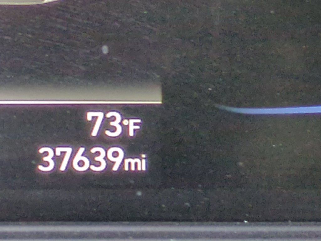 Certified 2025 Hyundai Venue SEL FWD image 17