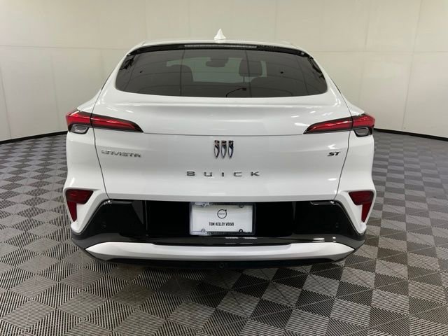 Used 2024 Buick Envista Sport Touring w/ Convenience I Package image 5