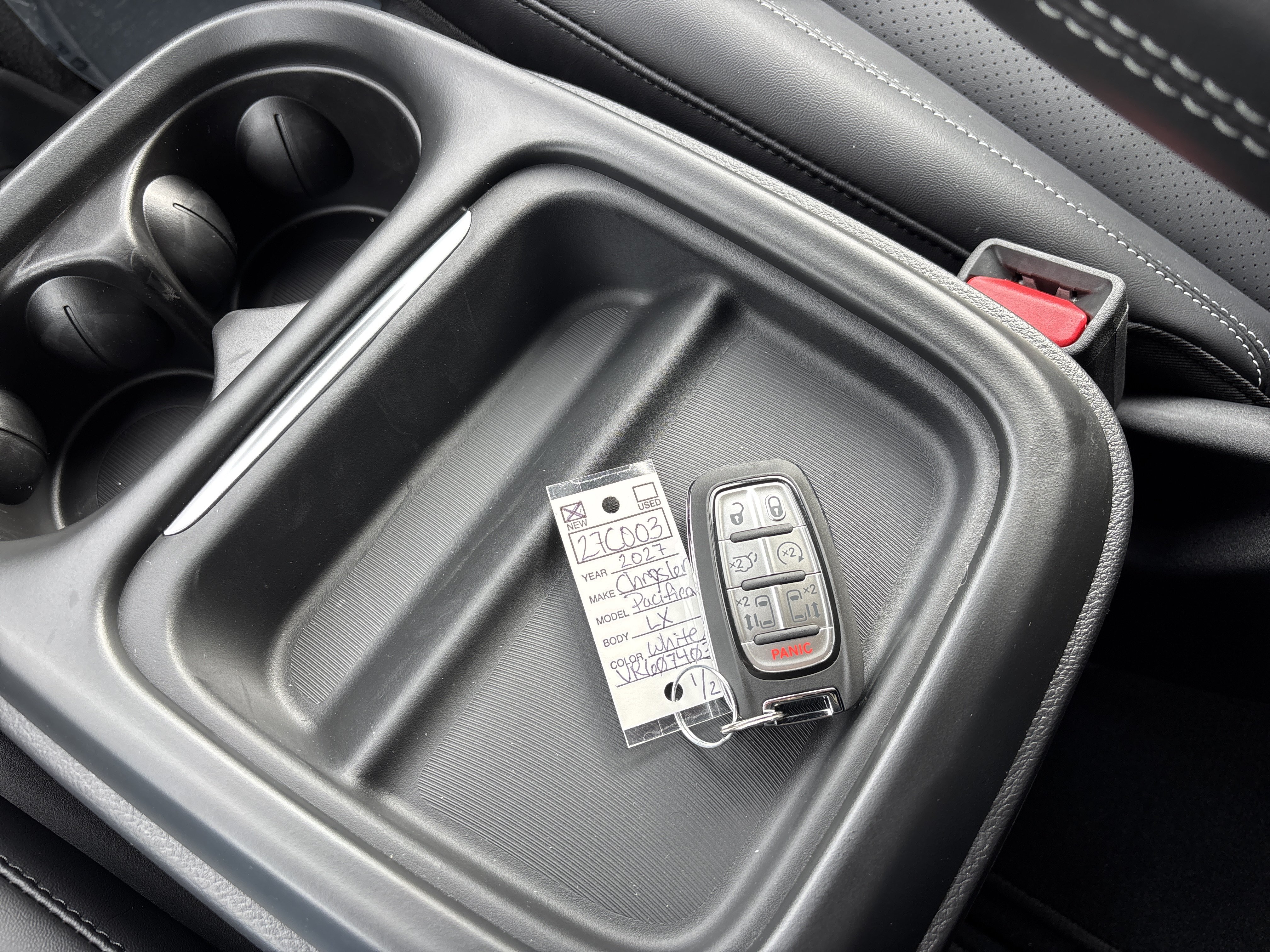 New 2027 Chrysler Pacifica LX FWD image 32
