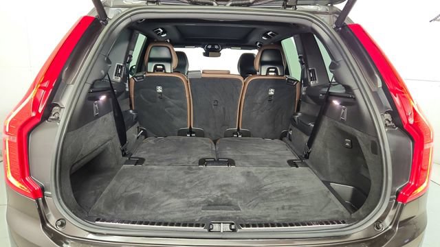 Certified 2023 Volvo XC90 B5 Plus AWD/4WD image 41