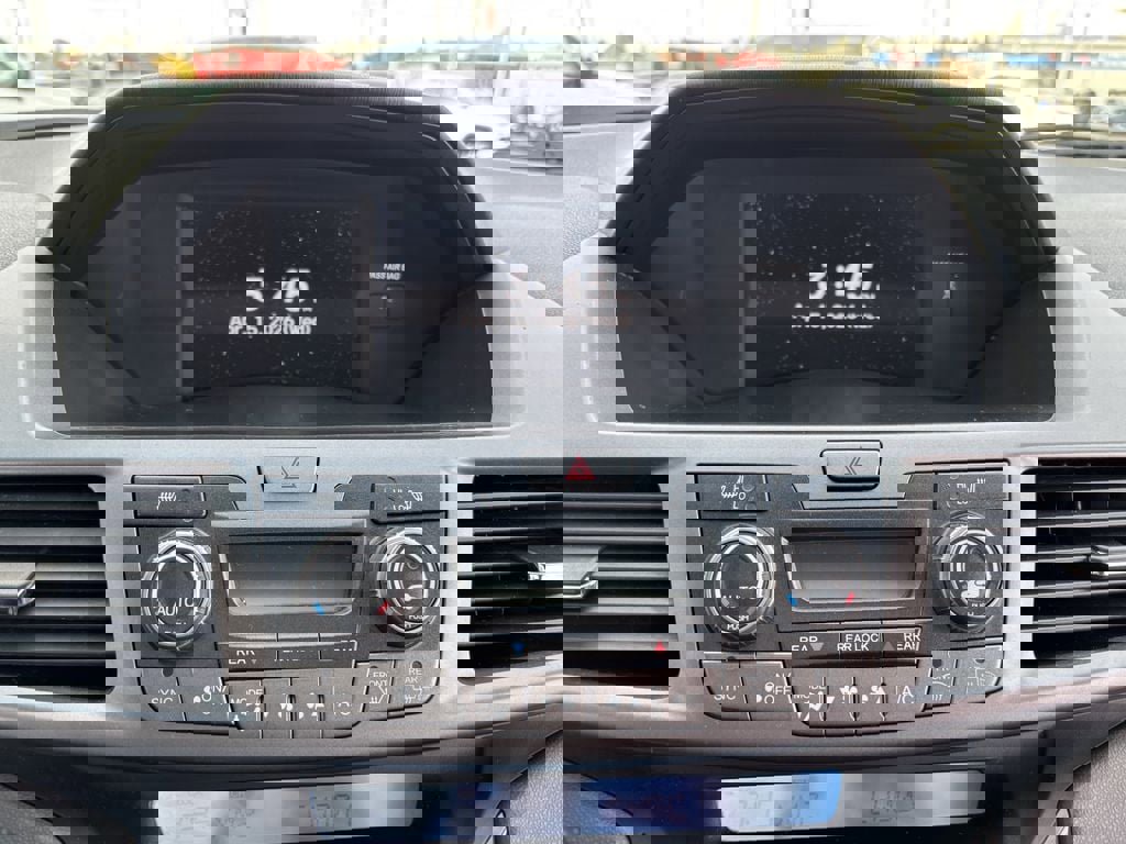 Used 2011 Honda Odyssey Touring image 18