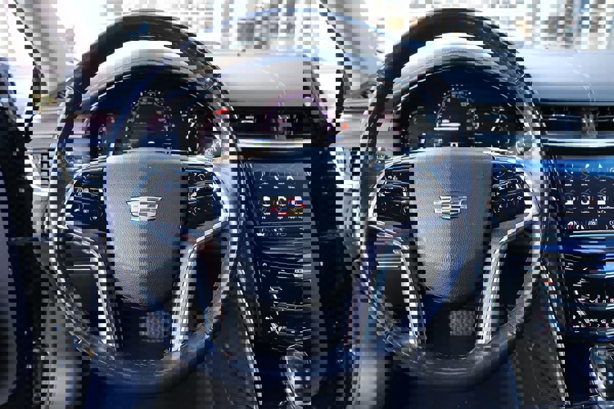 Used 2019 Cadillac XTS Luxury image 14