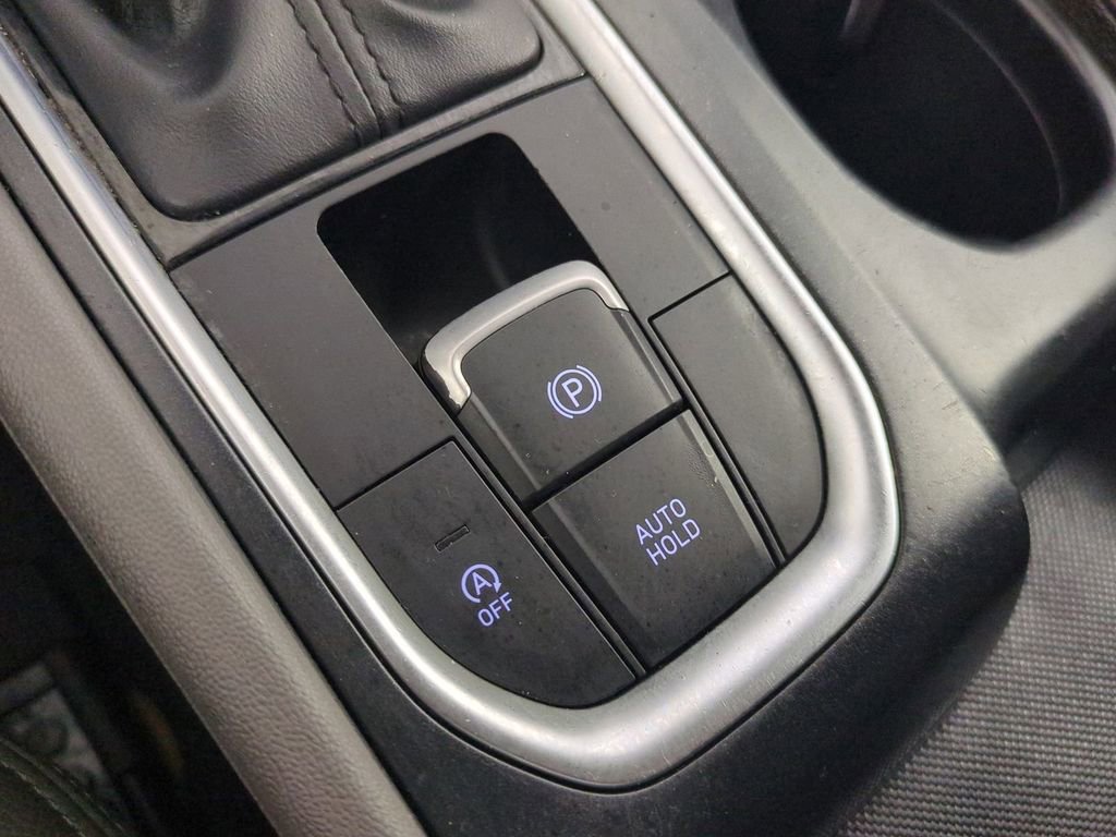 Used 2019 Hyundai Santa Fe SE image 27