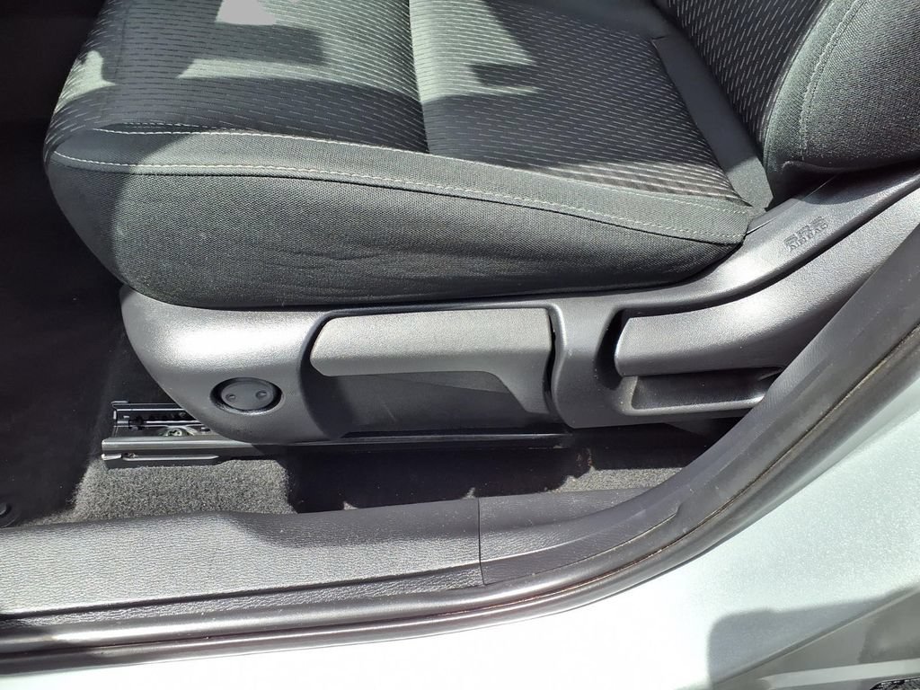 Used 2022 Mitsubishi Outlander ES FWD image 23