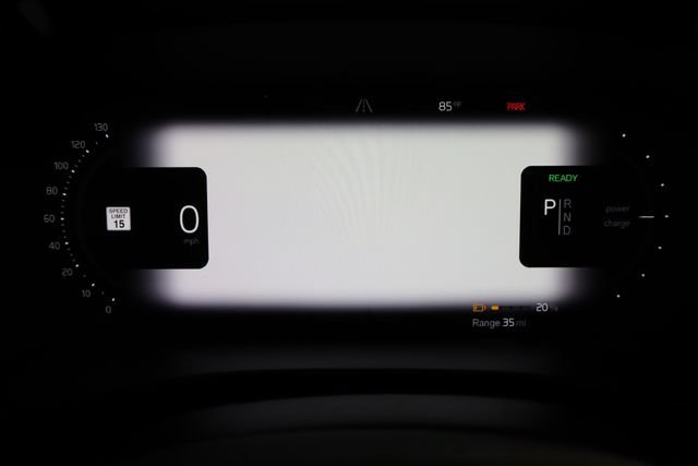 Used 2022 Volvo XC40 P8 Recharge Ultimate AWD/4WD image 24