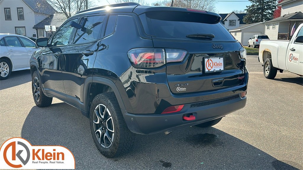 Used 2024 Jeep Compass Trailhawk w/ Trailhawk Elite Group image 6