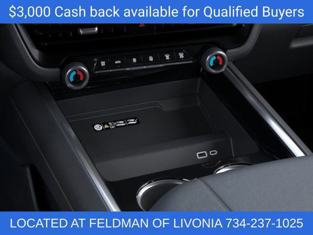 New 2025 Chevrolet Suburban Premier image 23