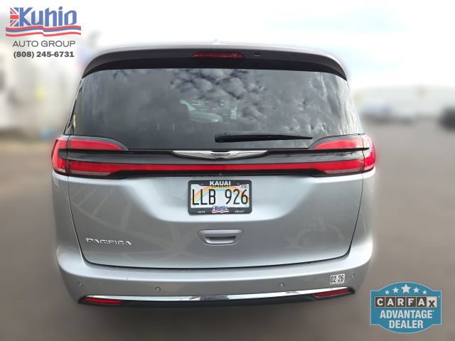 Used 2021 Chrysler Pacifica Touring-L FWD image 5
