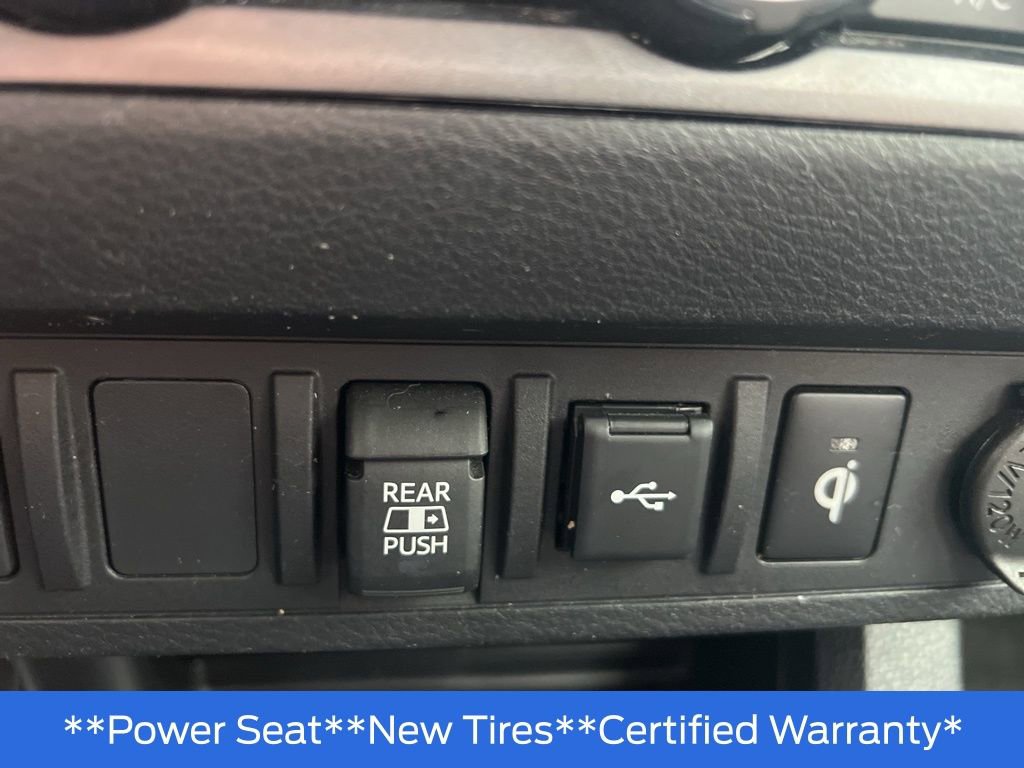 Used 2023 Toyota Tacoma TRD Off-Road image 17