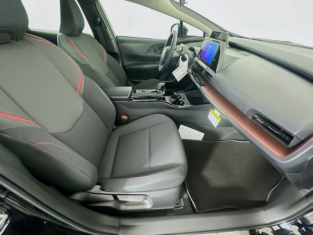 Certified 2026 Toyota Prius Plug-In Hybrid FWD image 26