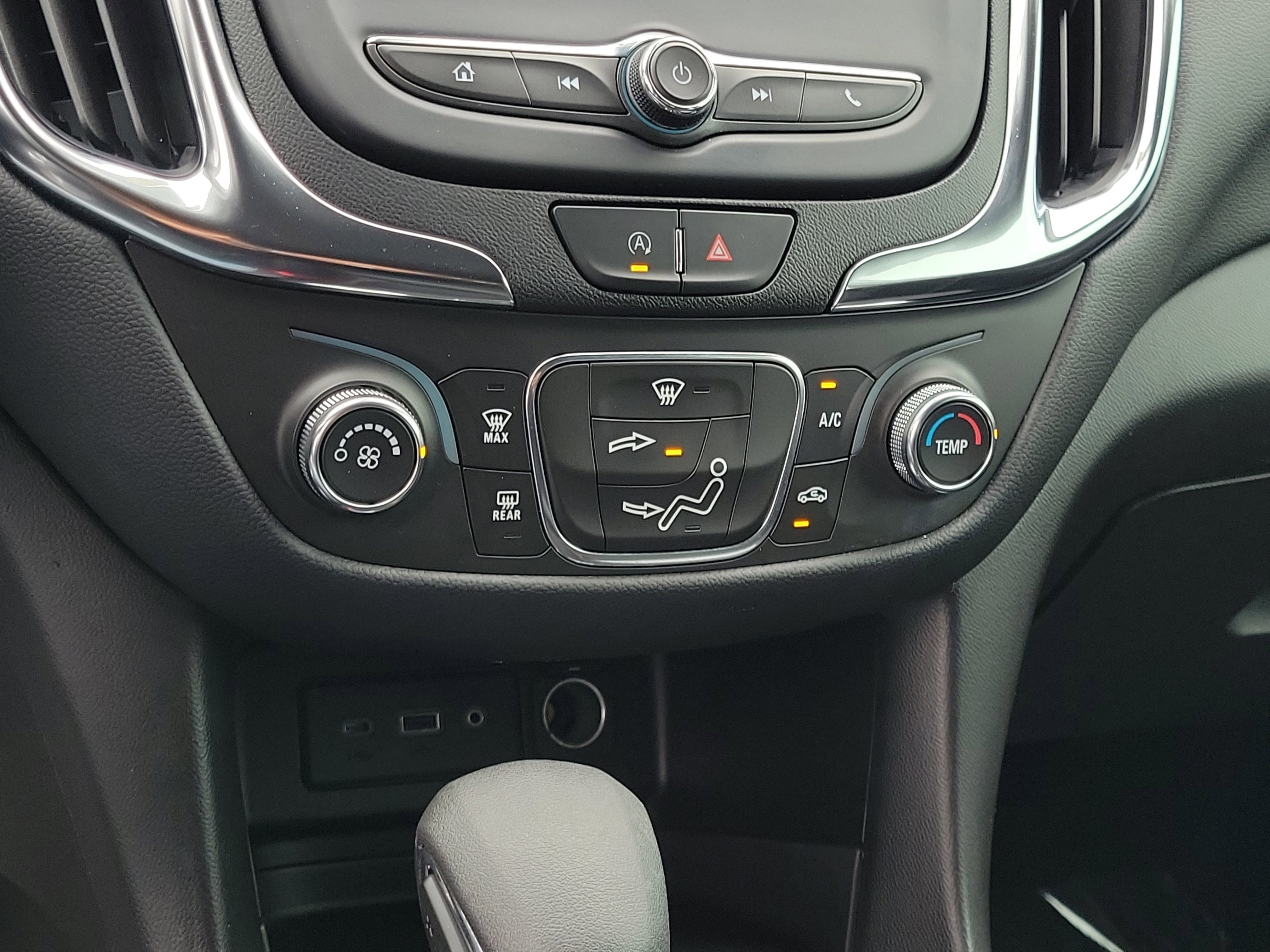 Used 2022 Chevrolet Equinox LT FWD image 27