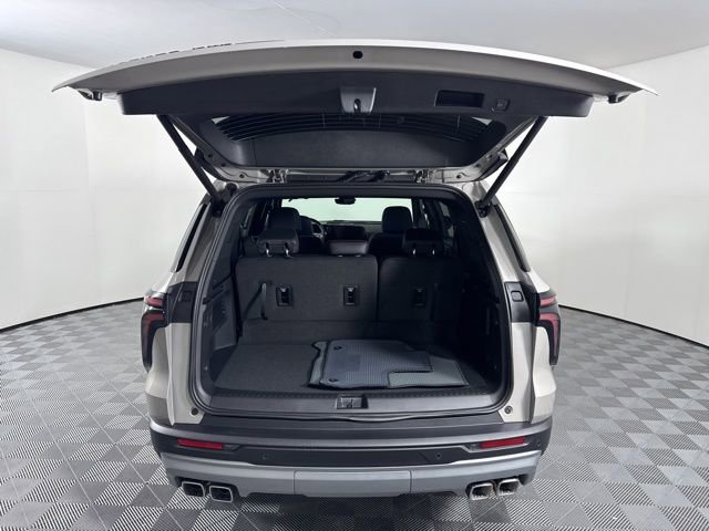 New 2026 Chevrolet Traverse Z71 w/ Enhanced Driving Package image 13