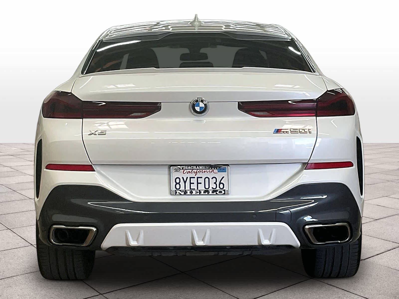 Used 2022 BMW X6 M50i w/ Premium Package AWD/4WD image 7