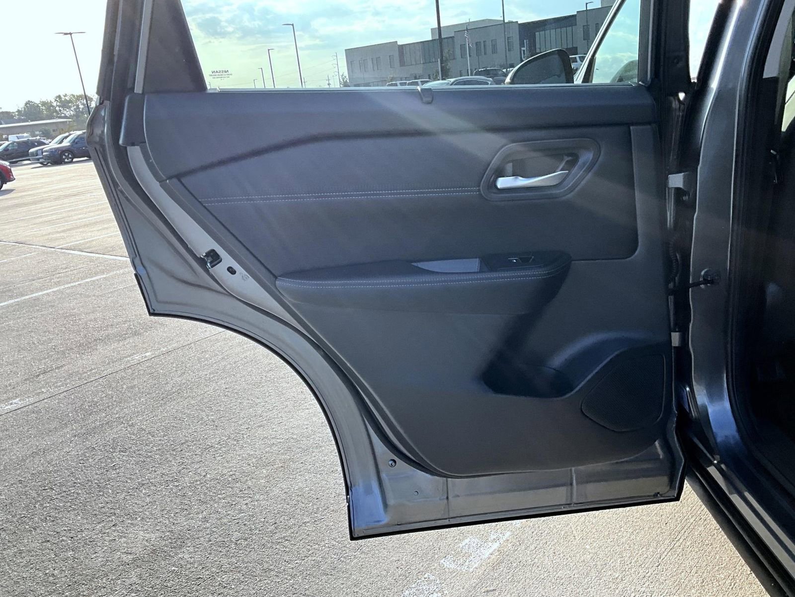 Certified 2024 Nissan Rogue SL w/ SL Premium Package image 21