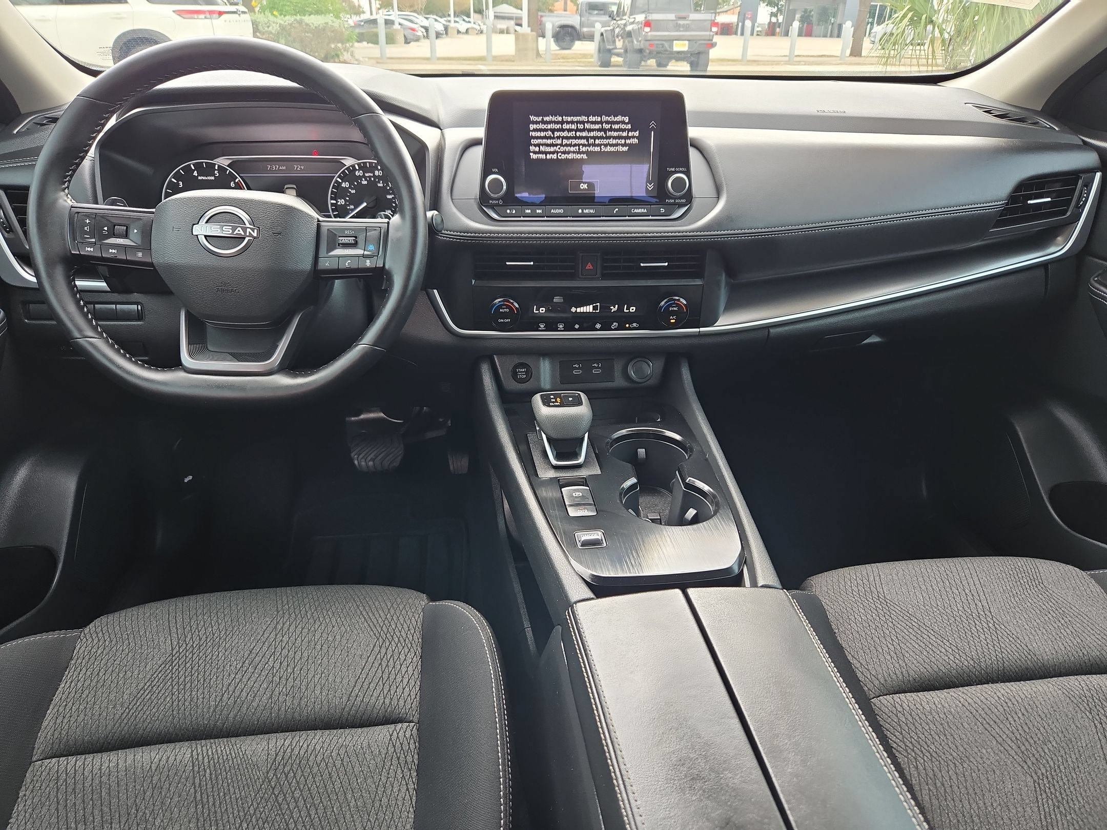 Certified 2026 Nissan Rogue SV FWD image 15