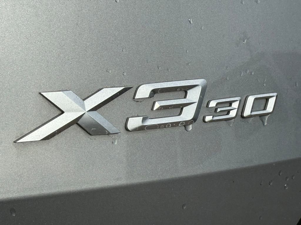 Used 2025 BMW X3 xDrive30i w/ Premium Package image 17