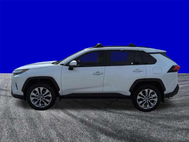 Used 2025 Toyota RAV4 Limited FWD image 7