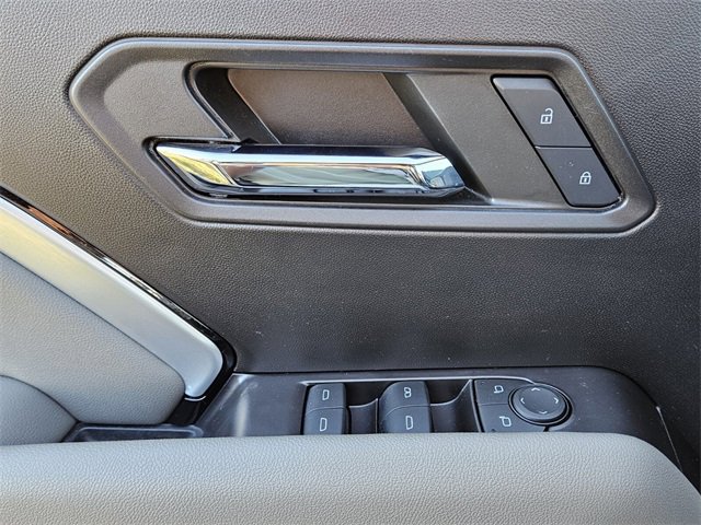 Used 2024 Chevrolet Colorado ZR2 w/ Technology Package image 29