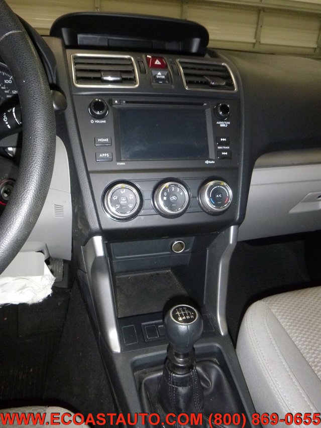 Used 2017 Subaru Forester 2.5i image 12