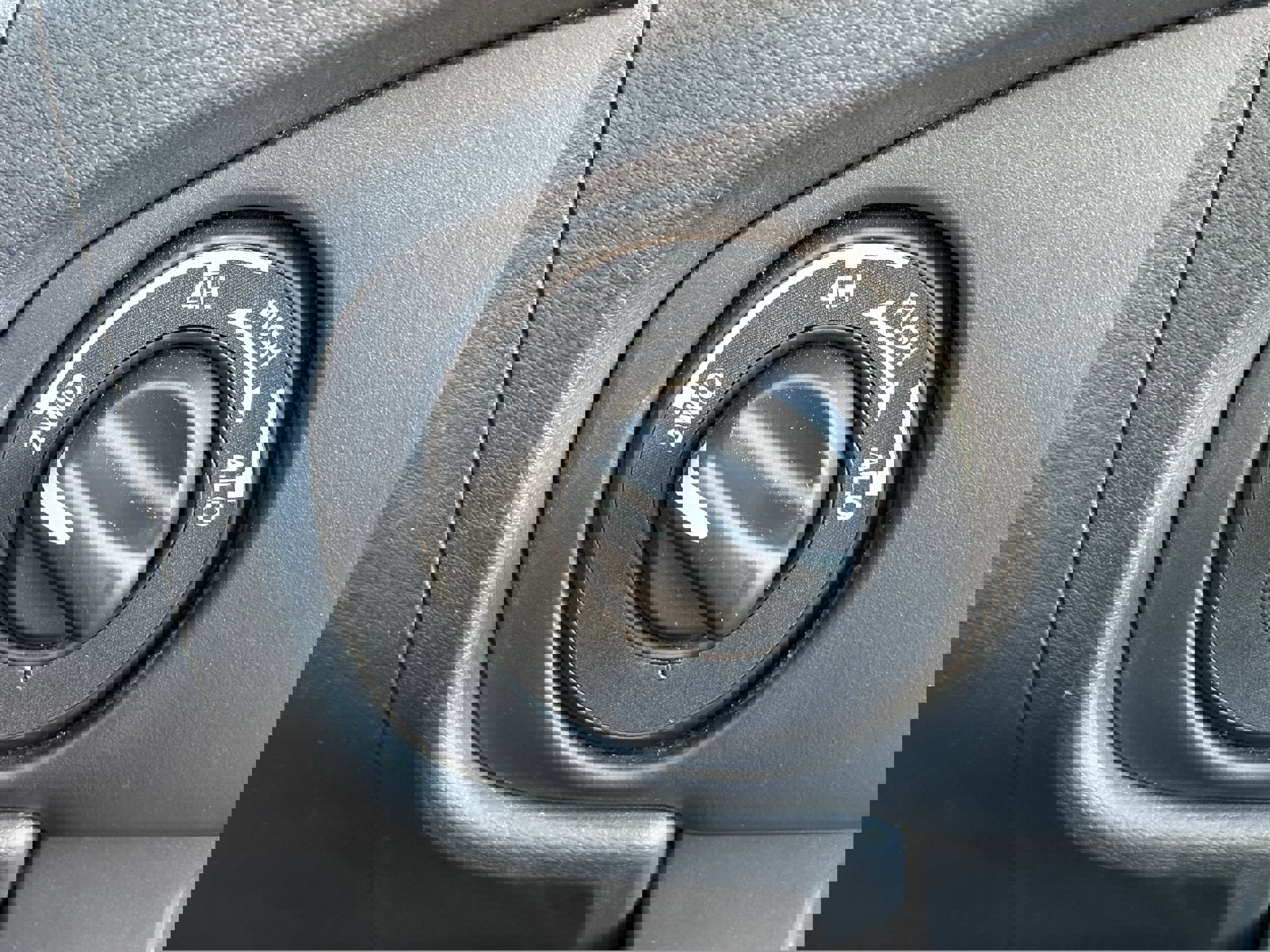 Used 2022 Nissan Frontier S w/ Technology Package image 19