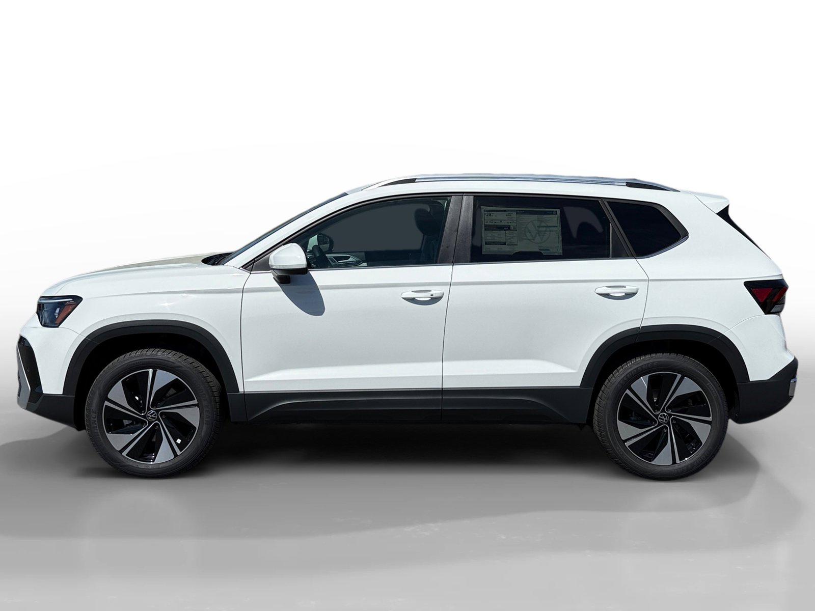 New 2026 Volkswagen Taos SE AWD/4WD image 2