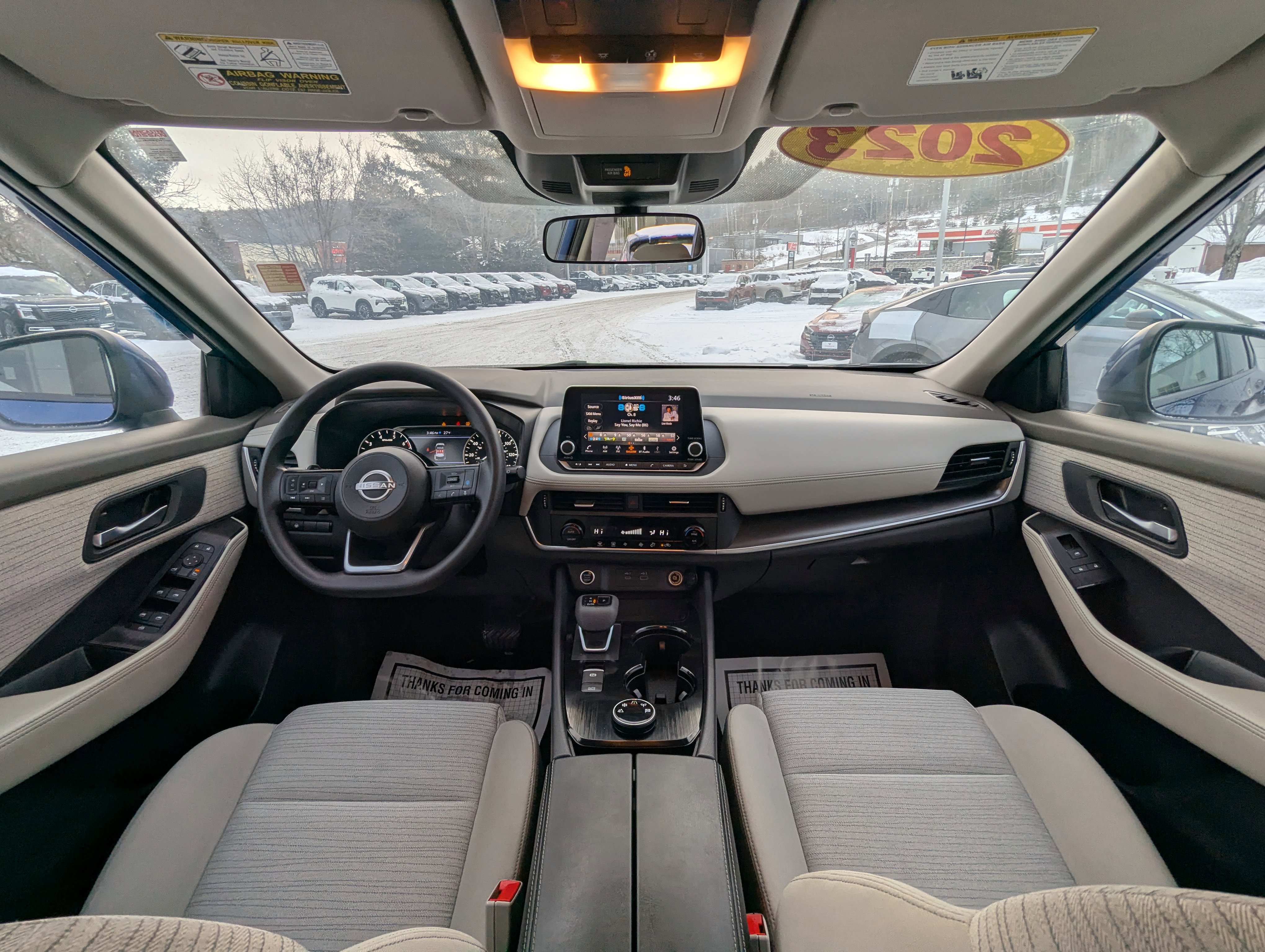 Used 2023 Nissan Rogue SV image 18