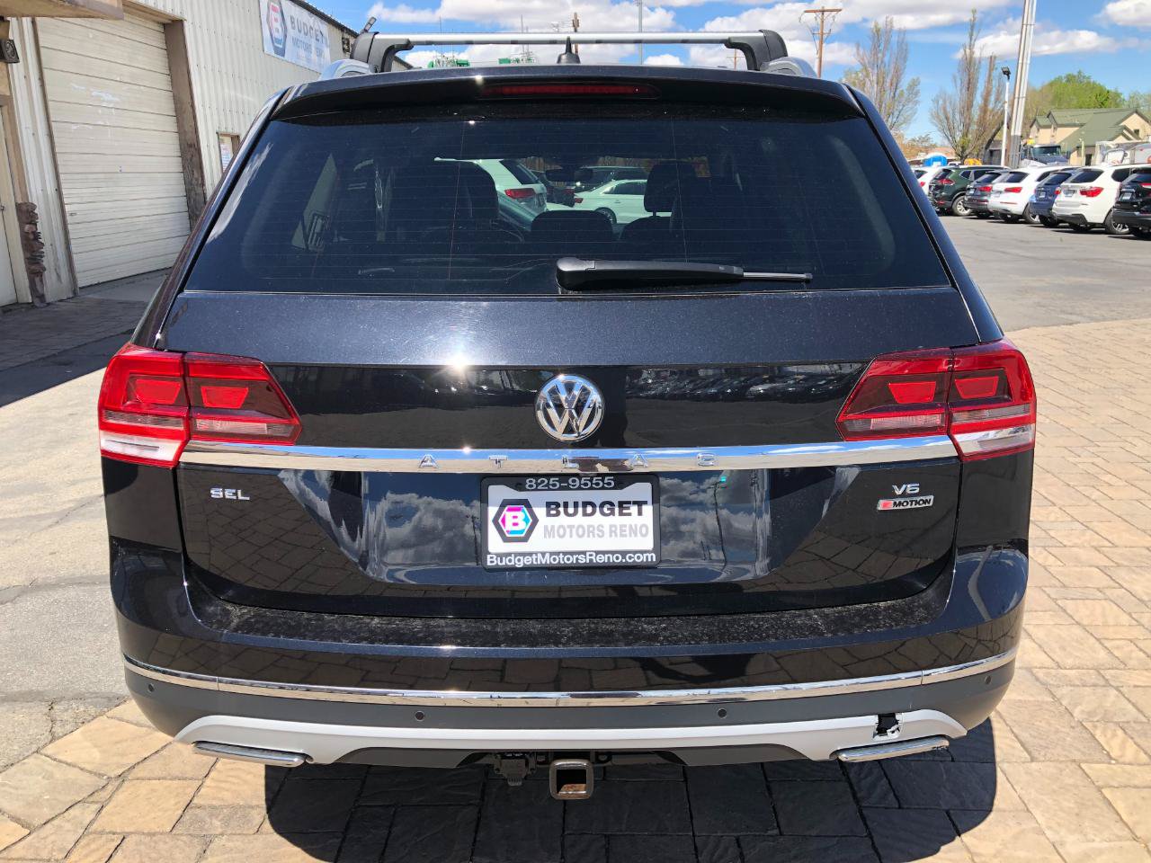 Used 2018 Volkswagen Atlas SEL AWD/4WD image 3